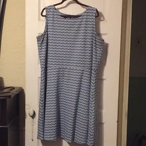Talbots 2X dress blue and white very versatile!